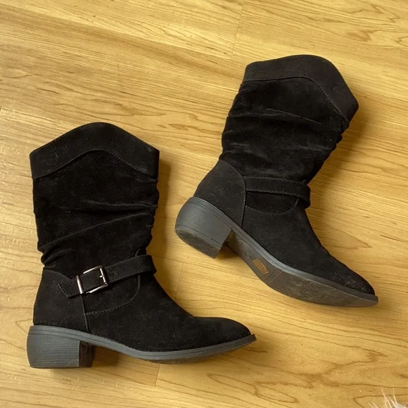 🌙 Black Pointed Toe Cowgirl Boots - Picture 2 of 9